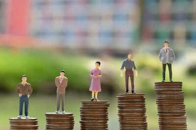 How to identify employee costs using your HRMS